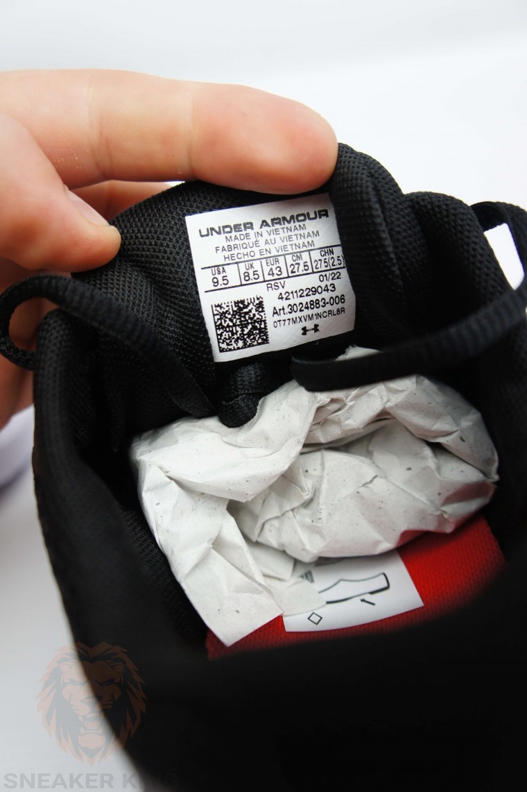 Кросівки Under Armour Surge 3